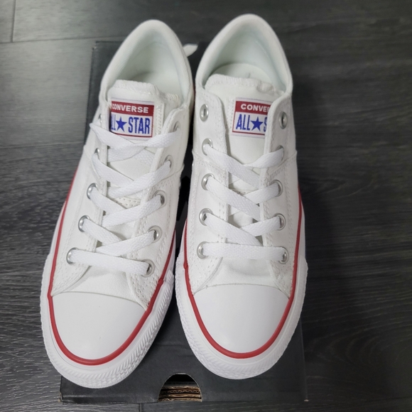 Converse Shoes - Women's Converse size 5.5- NEW